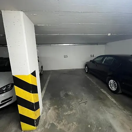 アパート Sundeck Centre ブラチスラヴァ